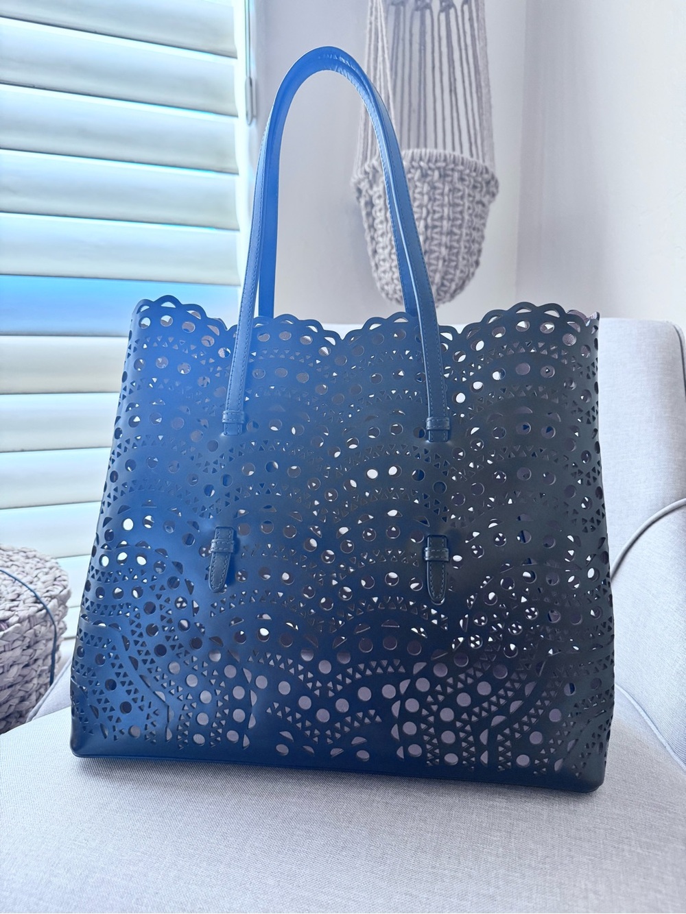 Authentic ALAÏA Mina 37 Large Tote
